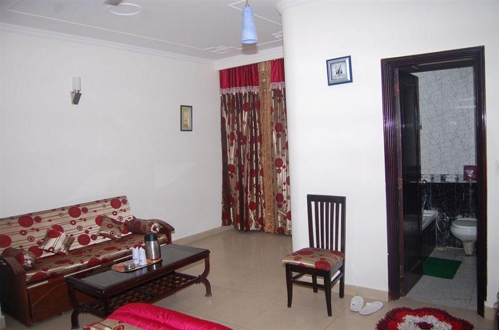 ניו דלהי Hotel Ashoka International מראה חיצוני תמונה