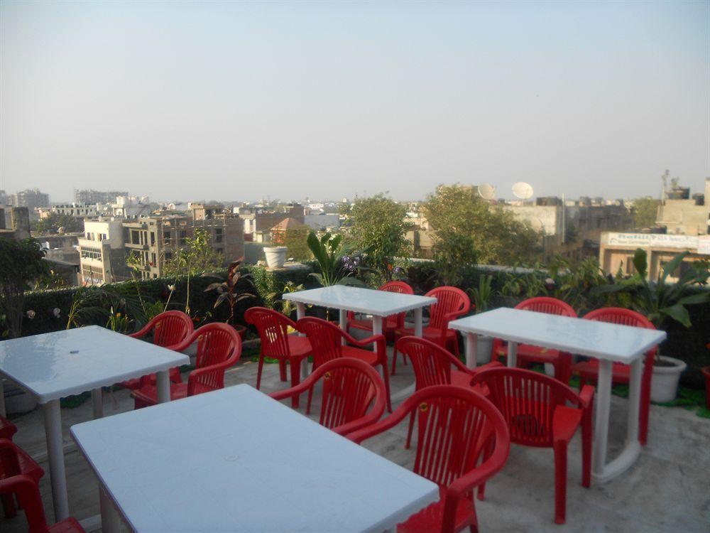 ניו דלהי Hotel Ashoka International מראה חיצוני תמונה